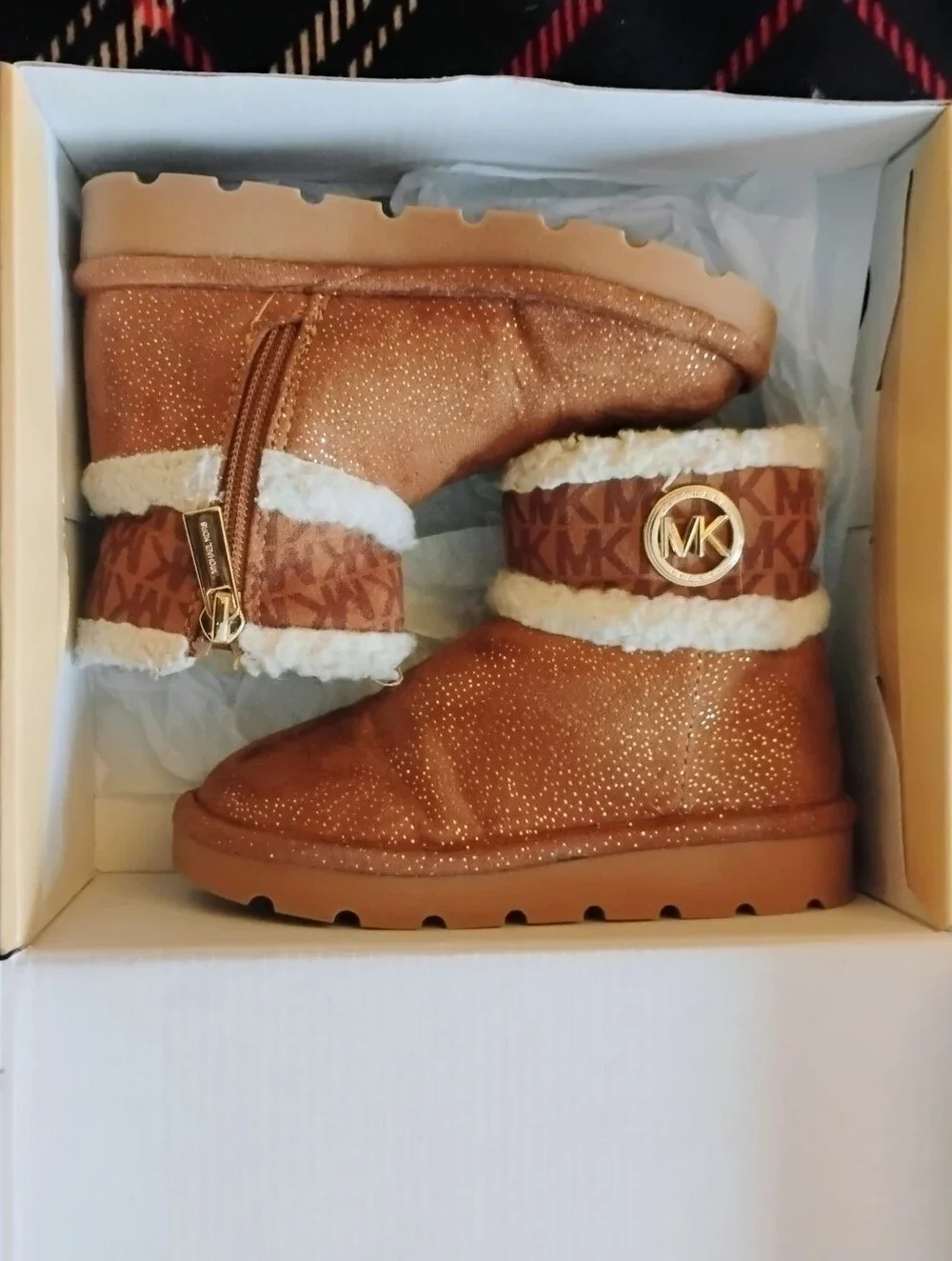 Michael Kors Toddler Luxy Laurinda 2 Booties With Fur And A Touch Of Sparkle Sz9